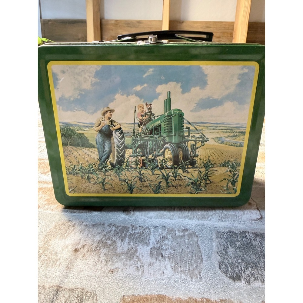 John Deere Vintage Style Metal Lunch Box Green Tractor Farm Scene Collectible